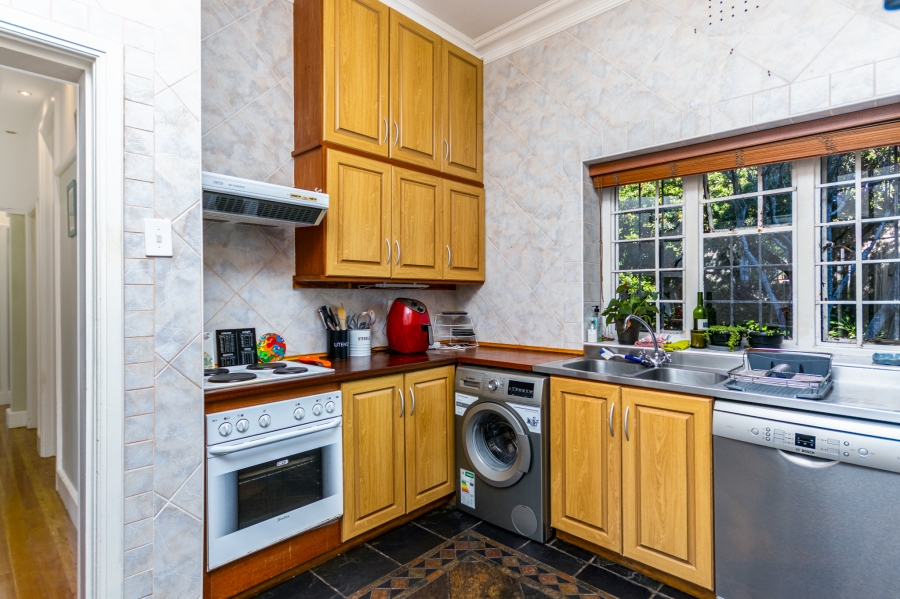 2 Bedroom Property for Sale in Claremont Upper Western Cape